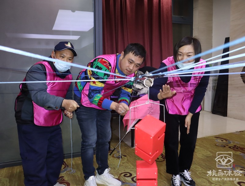 宇?yuàn)W塑膠團(tuán)隊(duì)開展了以“團(tuán)結(jié)奮進(jìn) 精彩無限”為主題的戶外團(tuán)建活動(dòng)